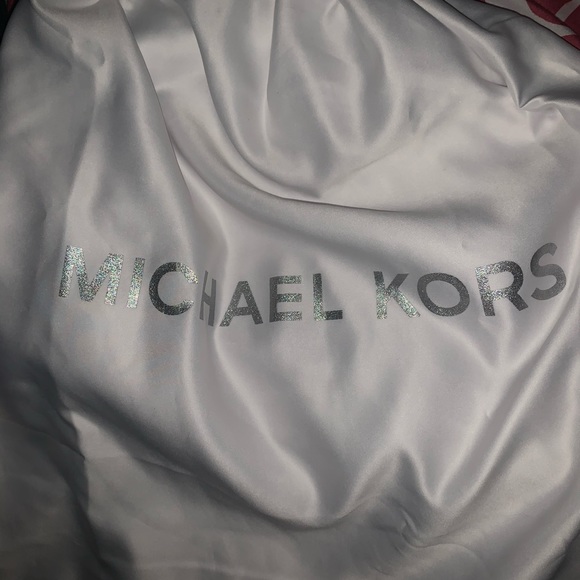 Michael Kors Handbag - Picture 7 of 7